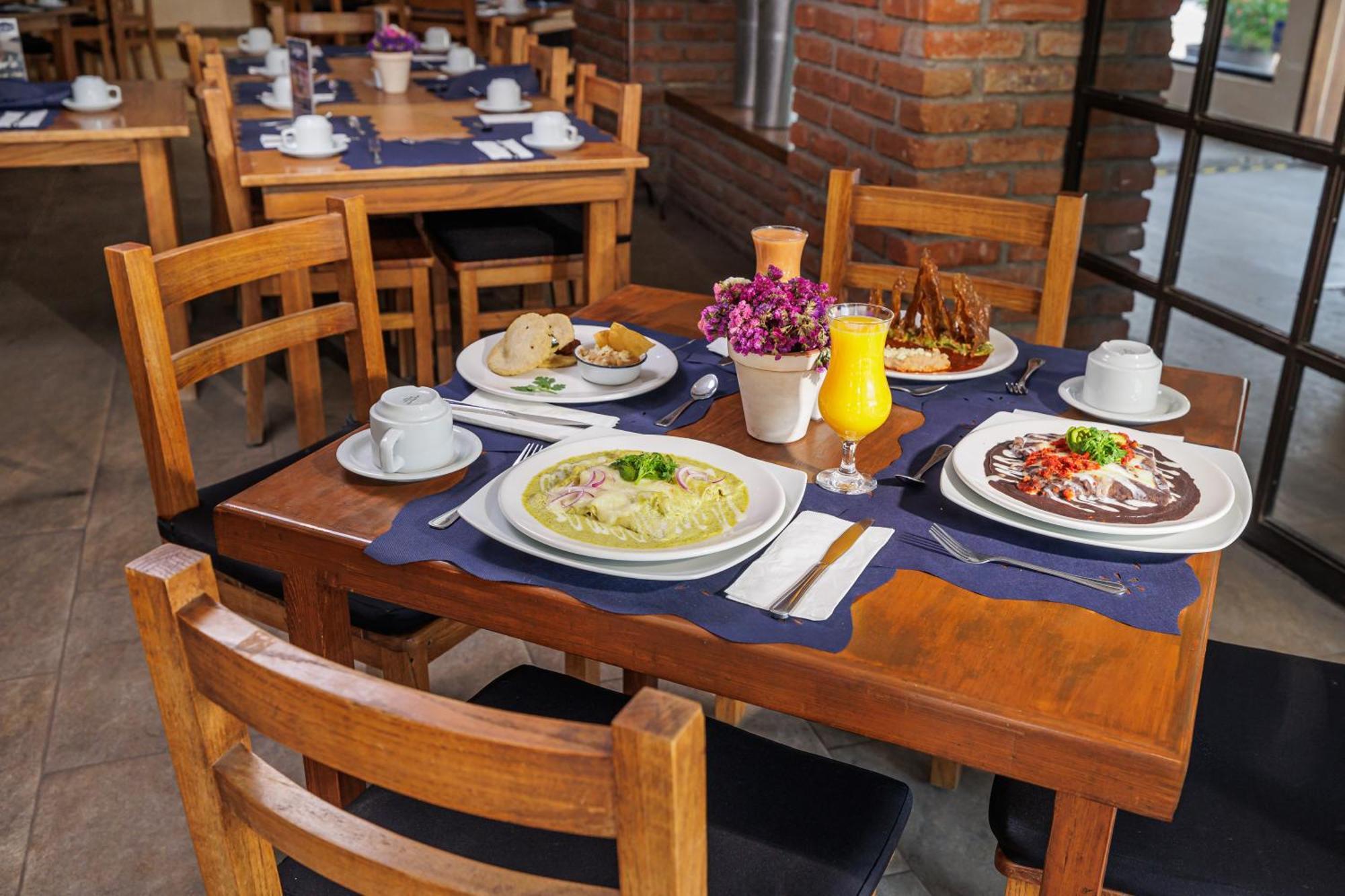 Hotel Suites Mexico Plaza Leon Campestre Εξωτερικό φωτογραφία